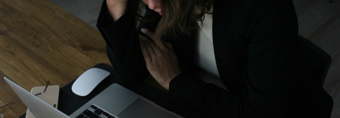 Ezért tűnnek el a dolgozók: a fizetésnél is nagyobb baj sújtja a cégeket